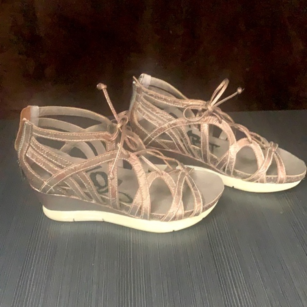 OTBT Nomadic Wedge Sandal Size 7.5M